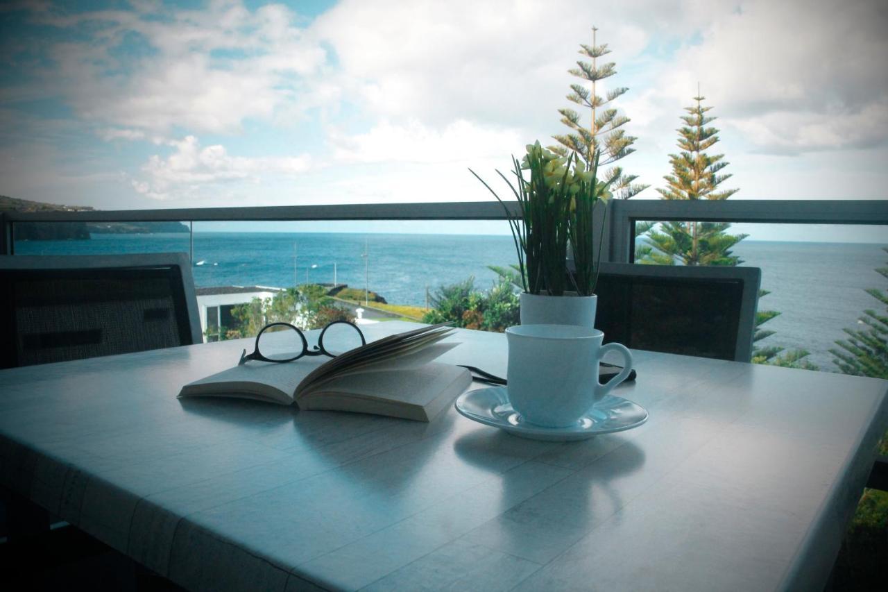 Whalesbay Hotel Apartamentos Capelas Extérieur photo
